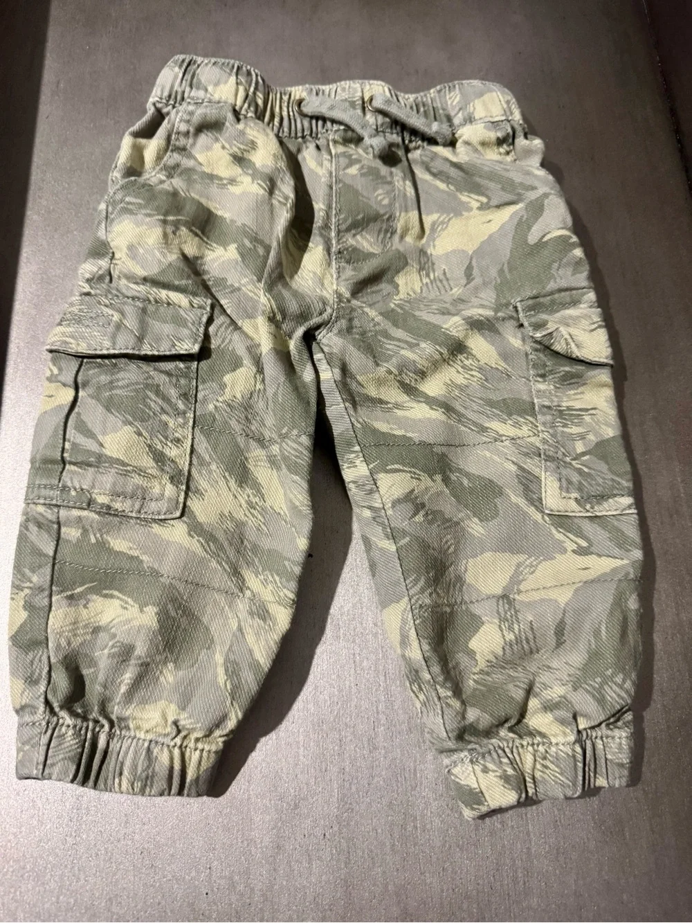 ✨NWOT✨Carter’s Camo 🌿Cargo Pants